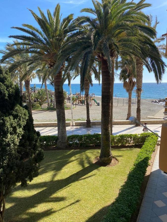 Las Palmeras Algarrobo Costa Esterno foto